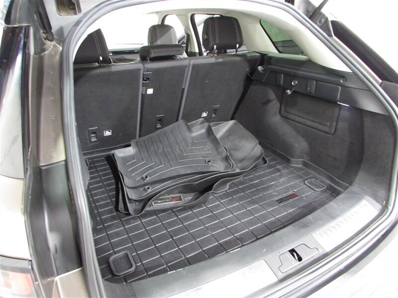 Used 2018 Land Rover Range Rover Velar AWD/4WD image 90