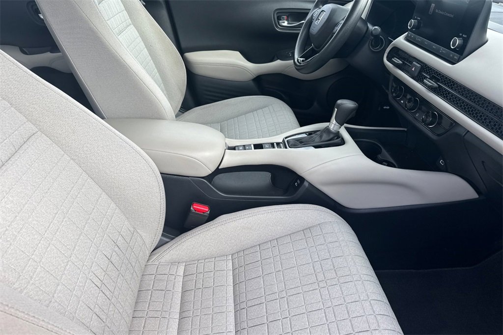 Used 2024 Honda HR-V LX image 18