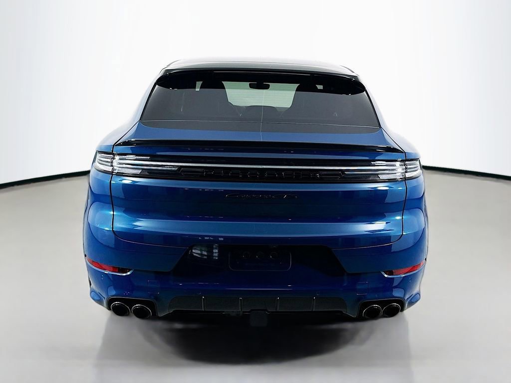 New 2025 Porsche Cayenne GTS image 10