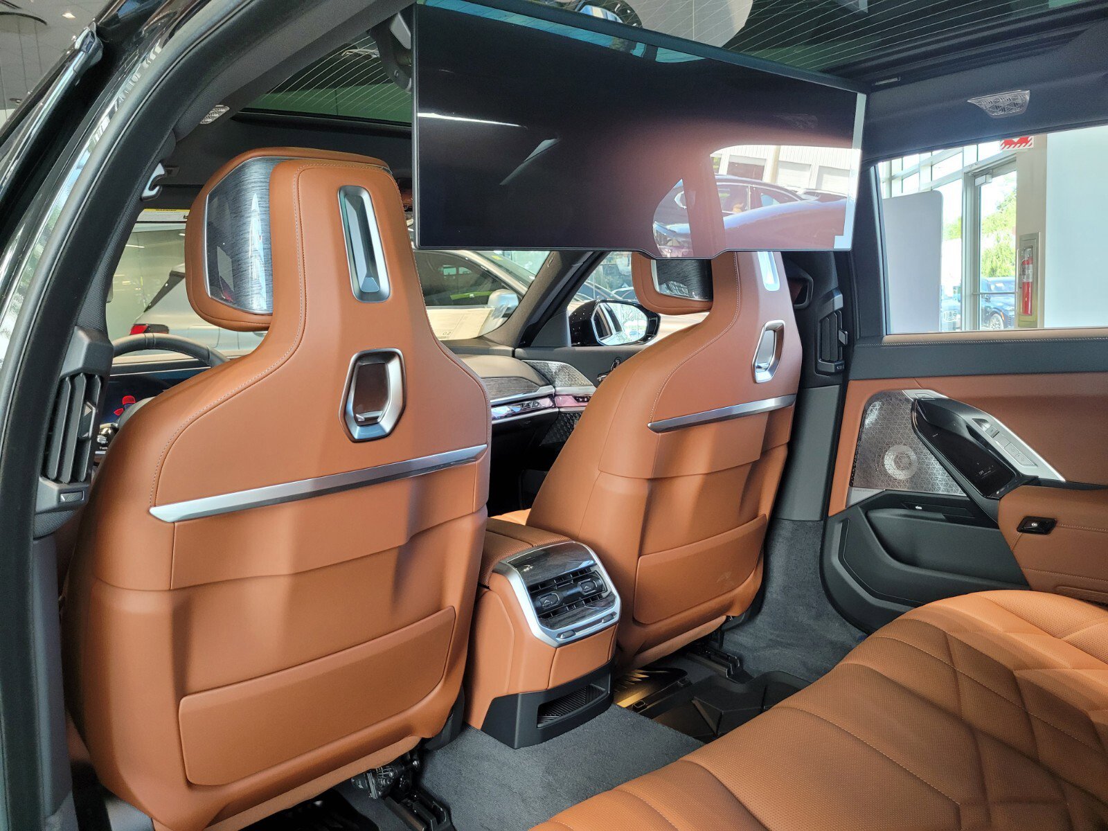 New 2026 BMW 740i w/ Executive Package image 11