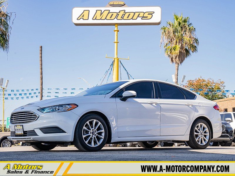 Used 2017 Ford Fusion SE w/ Fusion SE Technology Package