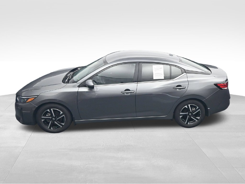 Used 2025 Nissan Sentra SV FWD image 39