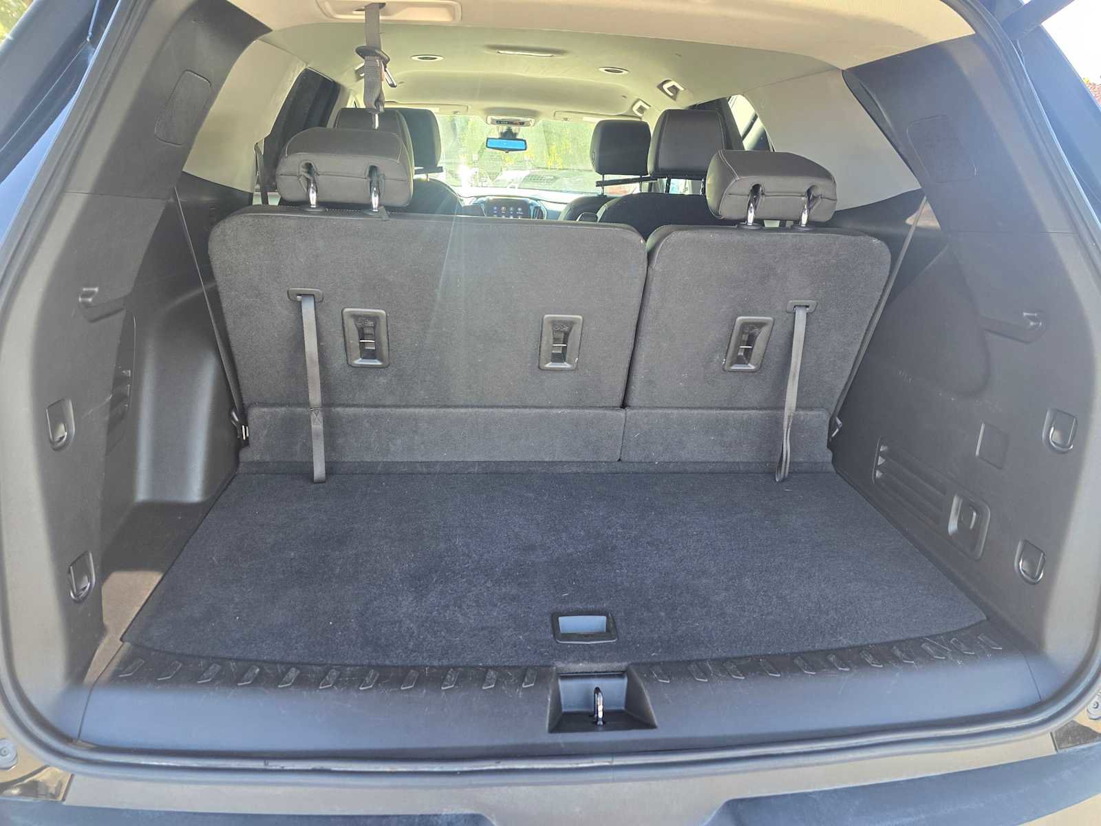 Used 2021 Chevrolet Traverse RS image 18