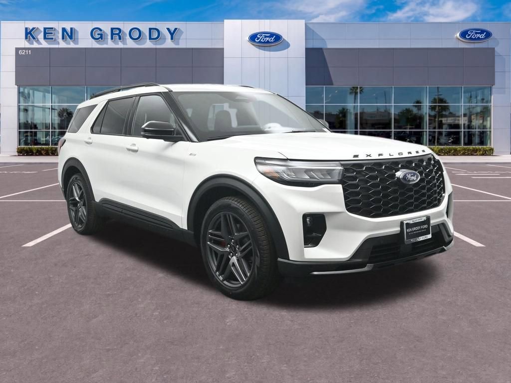 New 2026 Ford Explorer ST-Line w/ ST-Line Street Pack