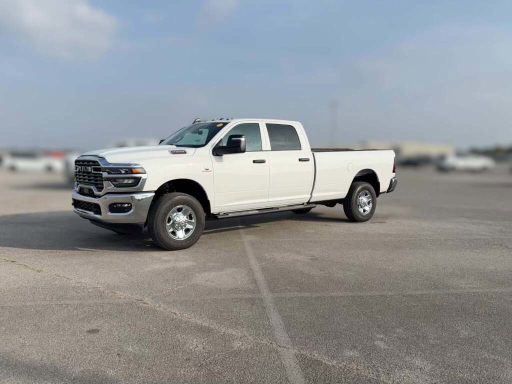 New 2026 RAM 2500 Tradesman image 4