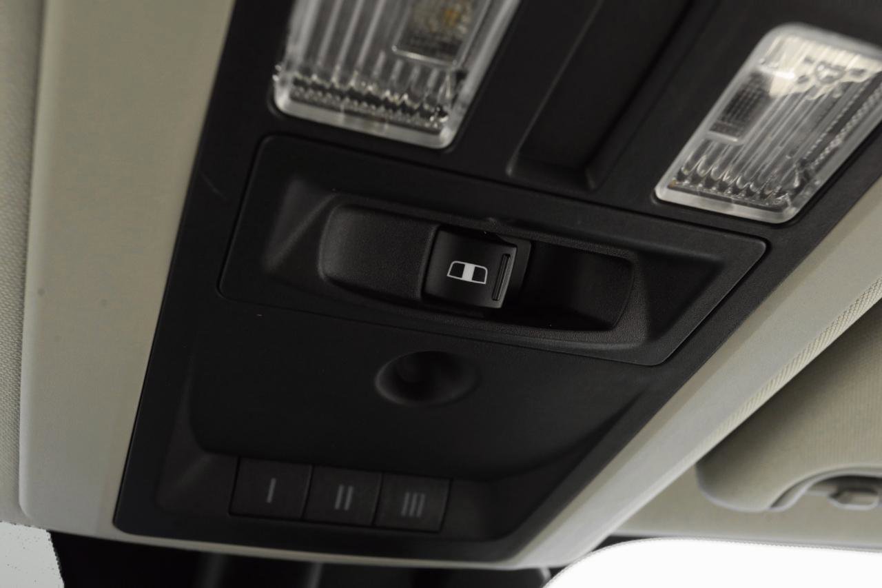Used 2015 RAM 1500 Sport image 16