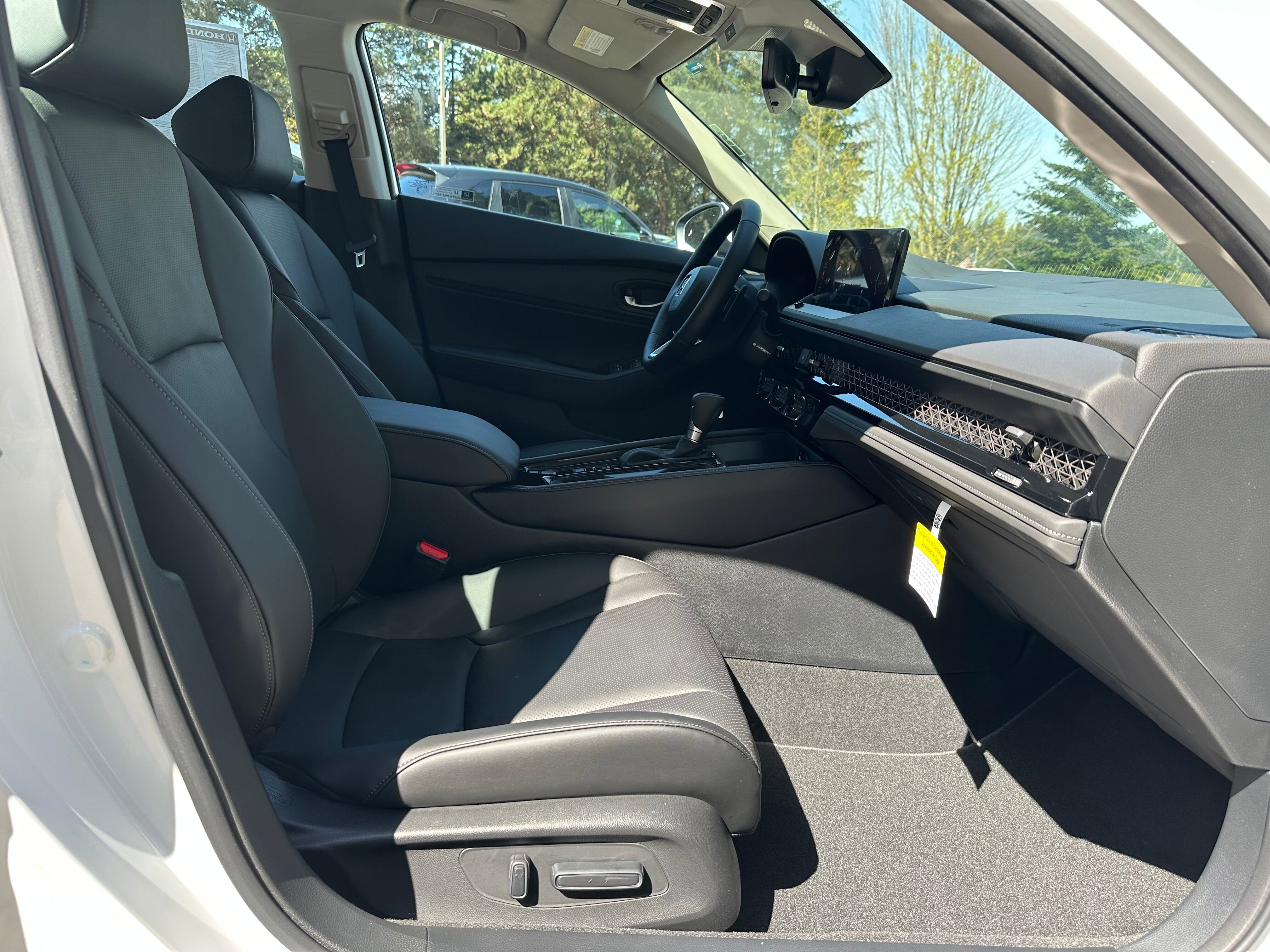 New 2025 Honda Accord Touring image 9