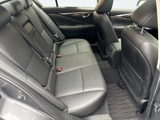 Used 2018 INFINITI Q50 Luxe w/ Essential Package (3.0T Luxe) image 19