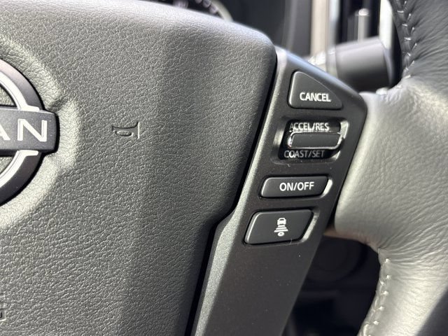 Used 2025 Nissan Frontier SV w/ SV Convenience Package RWD image 25
