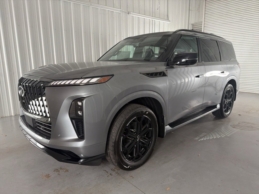 New 2026 INFINITI QX80 4WD image 4