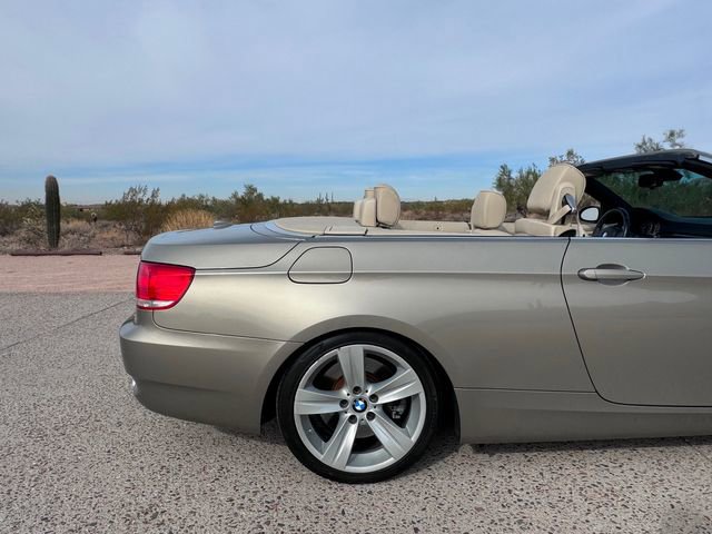 Used 2008 BMW 335i Convertible w/ Premium Pkg image 26