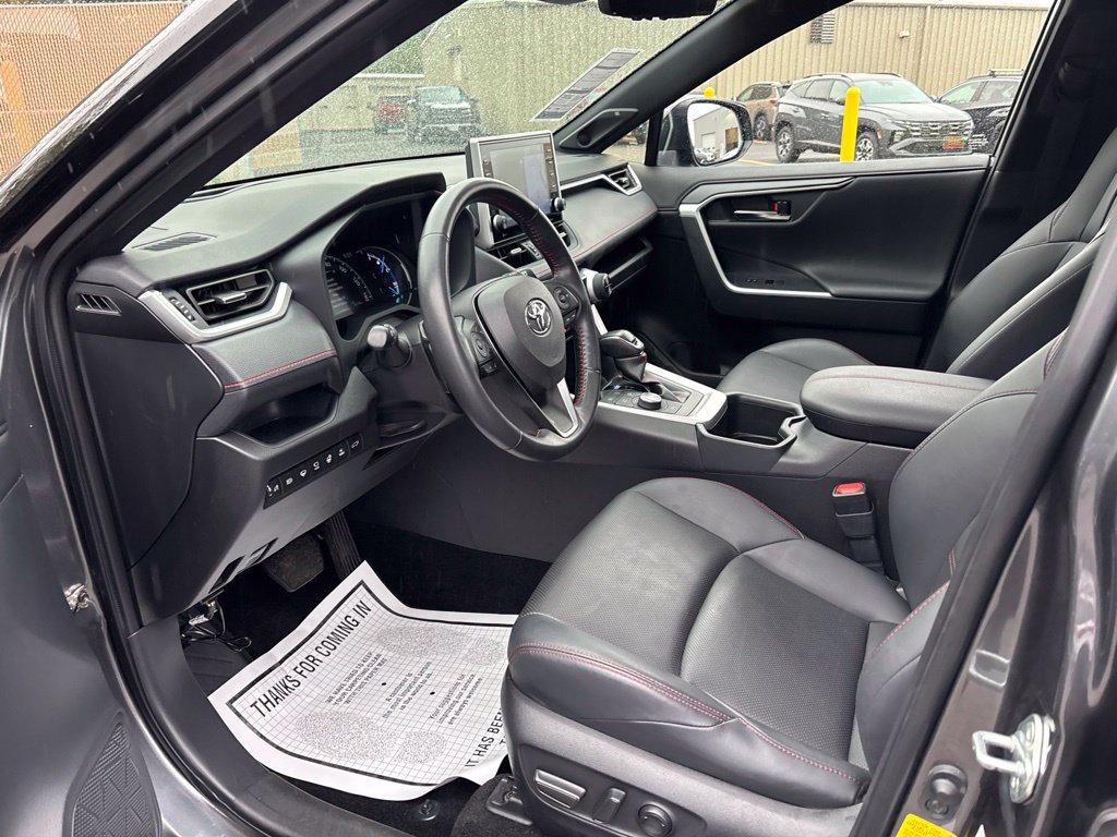 Used 2022 Toyota RAV4 XSE w/ Premium Package AWD/4WD image 9