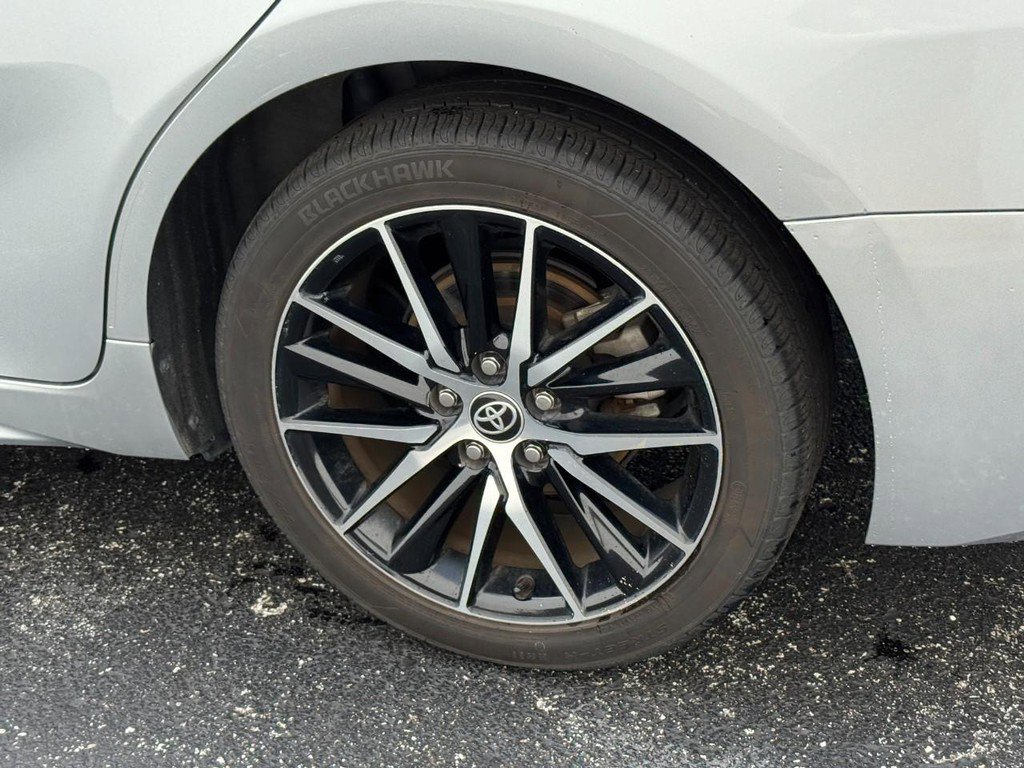 Certified 2023 Toyota Camry SE image 5