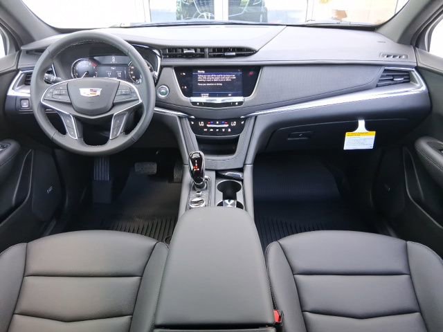 New 2026 Cadillac XT5 Luxury w/ LPO, Floor Liner Package image 9