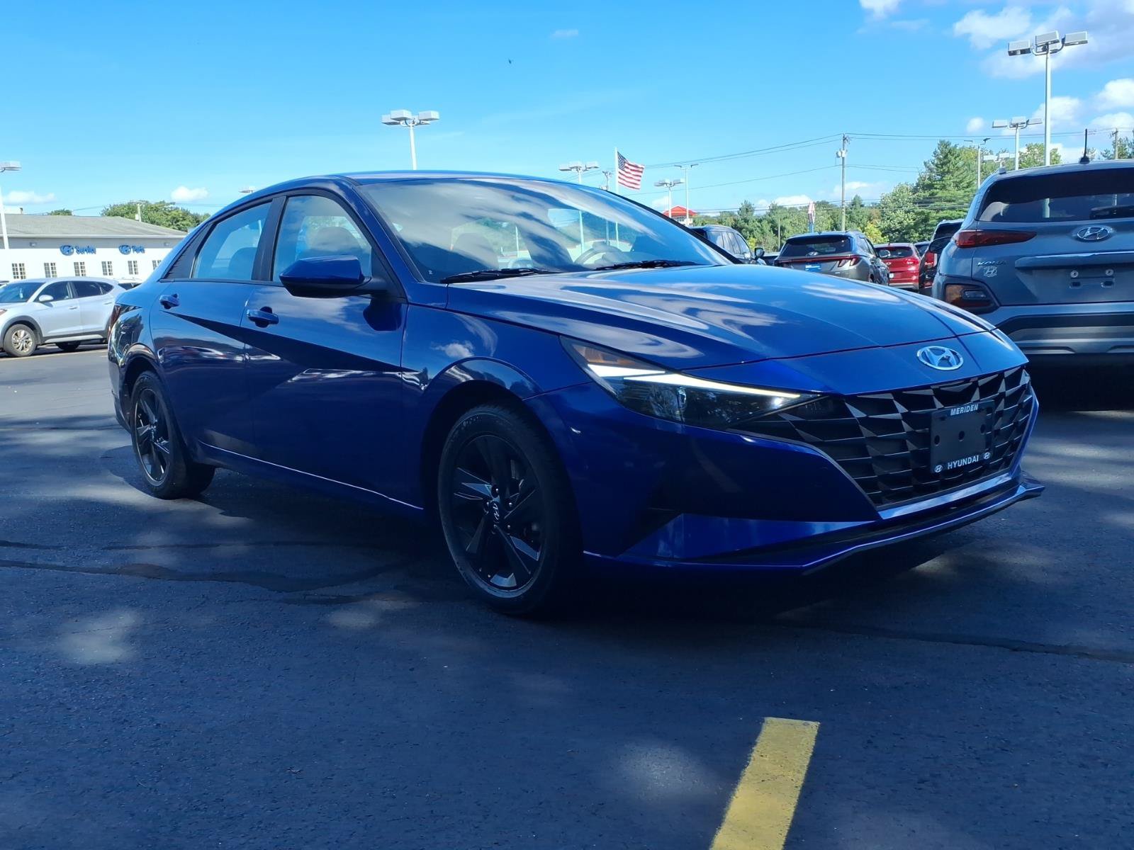 Certified 2023 Hyundai Elantra SEL FWD image 3
