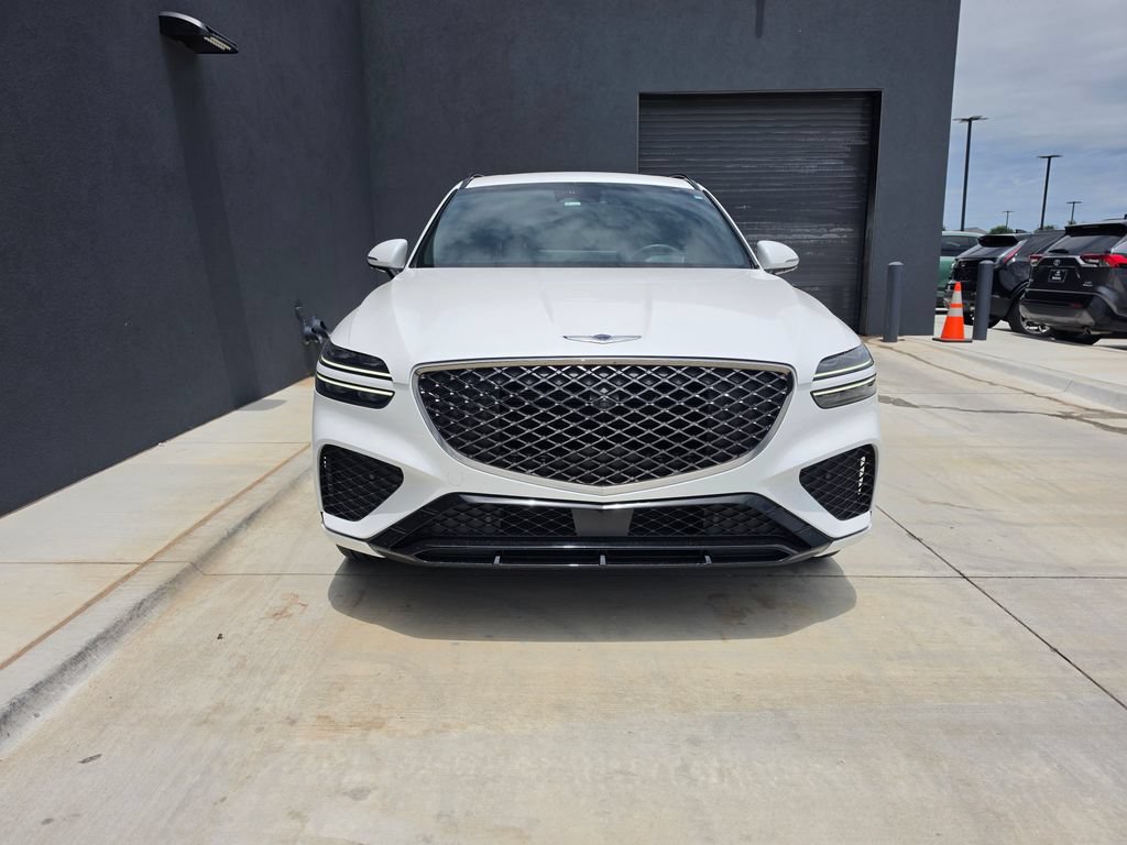 Used 2022 Genesis GV70 3.5T Sport w/ Sport Prestige Package AWD/4WD image 2
