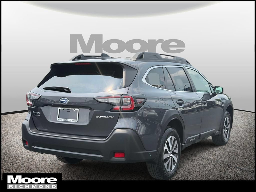 Certified 2025 Subaru Outback Premium AWD/4WD image 2