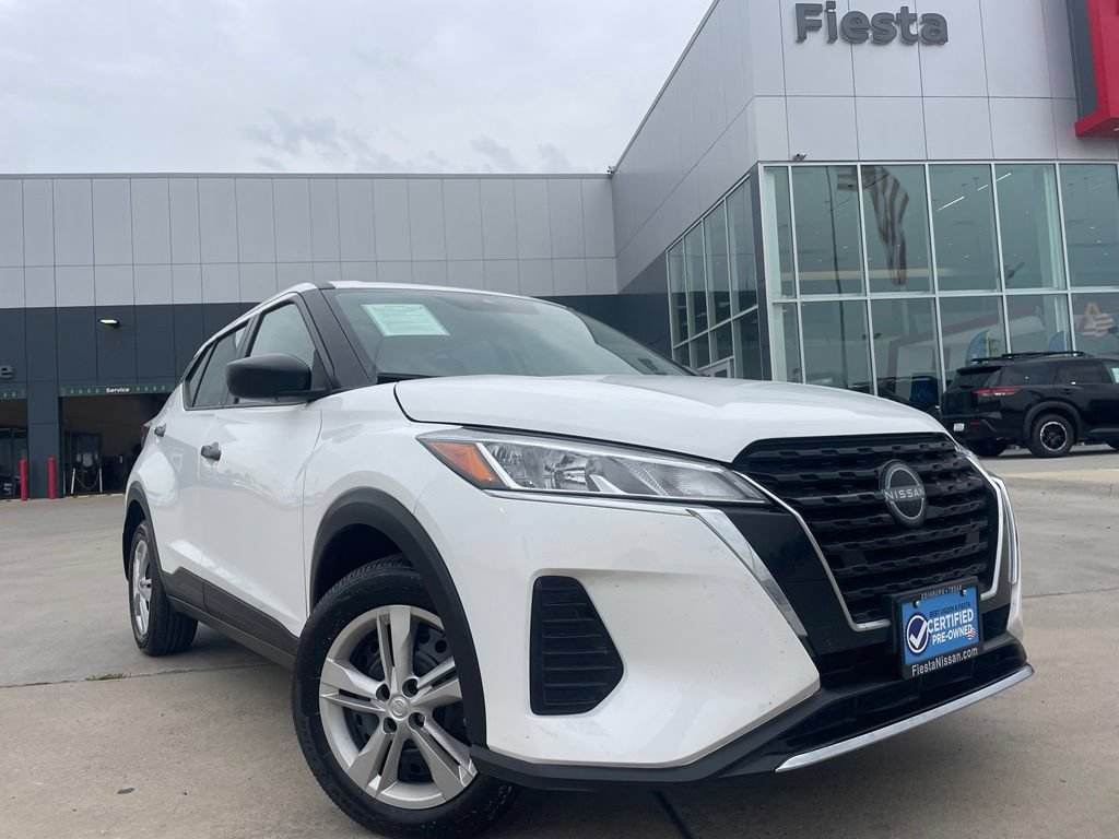 Certified 2025 Nissan Kicks Play S