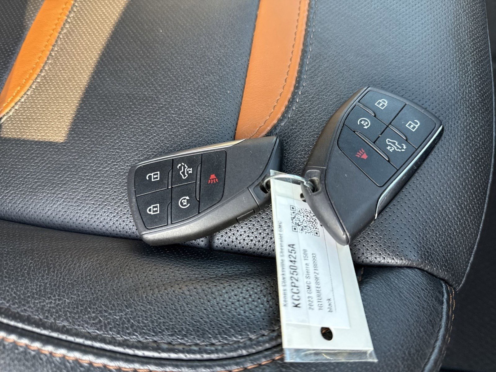 Used 2023 GMC Sierra 1500 AT4 w/ AT4 Preferred Package image 26