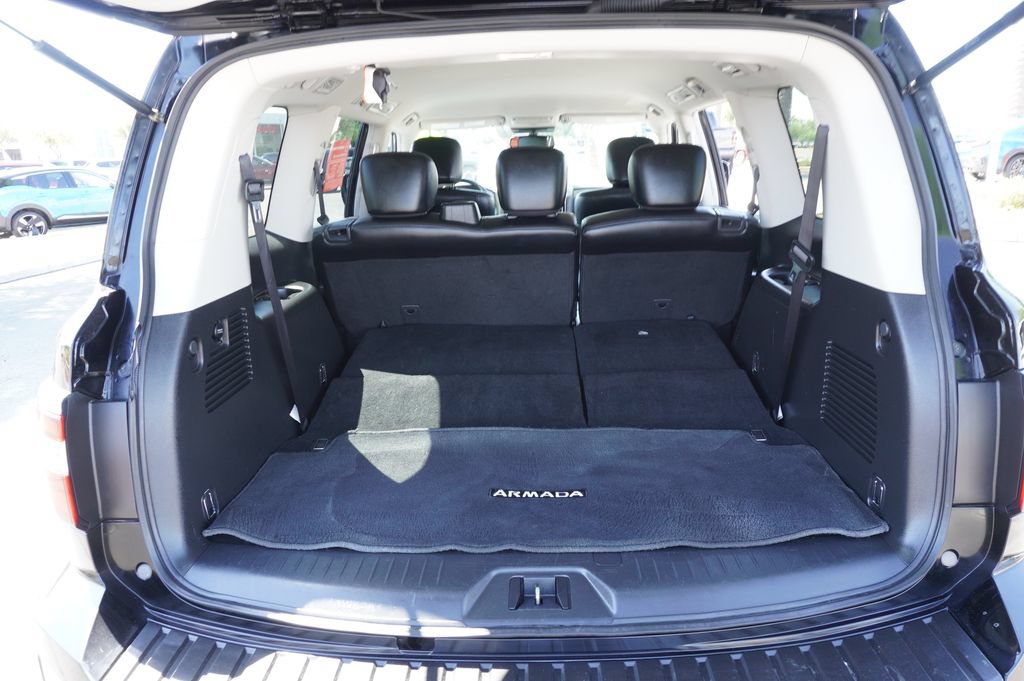 Certified 2024 Nissan Armada SV RWD image 8