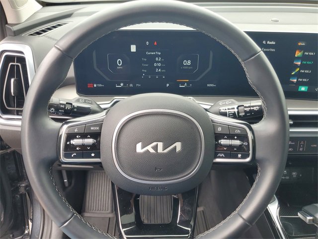 Certified 2025 Kia Sorento SX image 17
