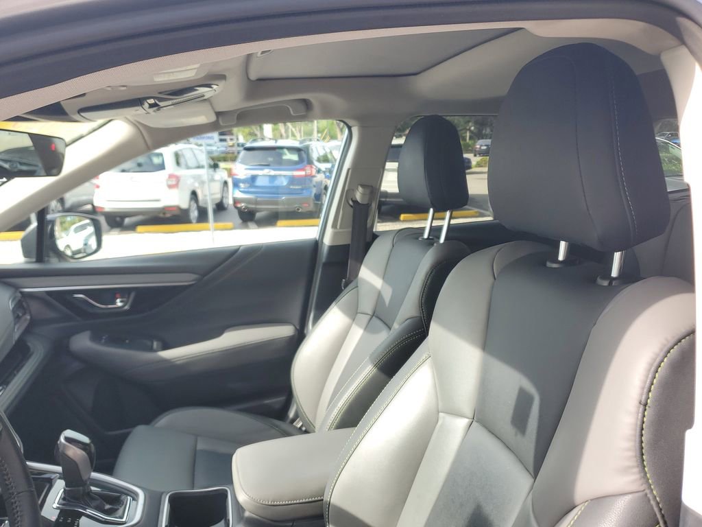 Used 2023 Subaru Outback Onyx Edition AWD/4WD image 21