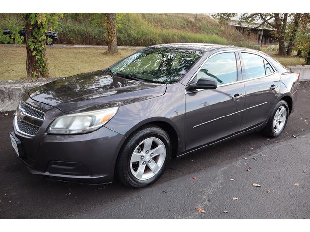 Used 2013 Chevrolet Malibu LS w/ Protection Package image 2