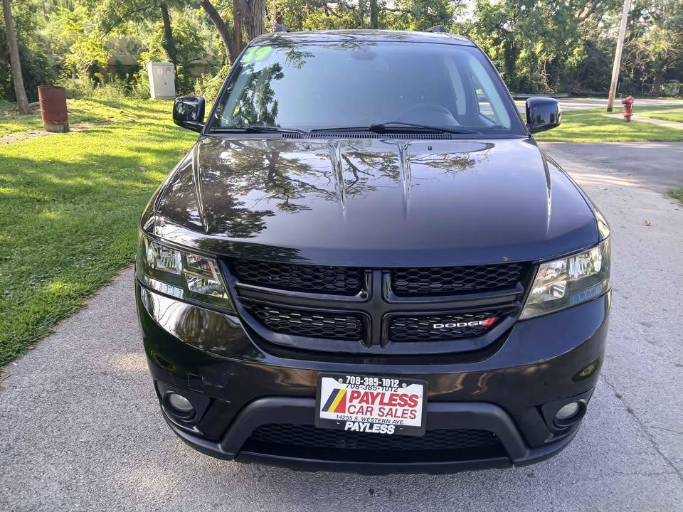 Used 2019 Dodge Journey SE w/ Blacktop Package FWD image 3