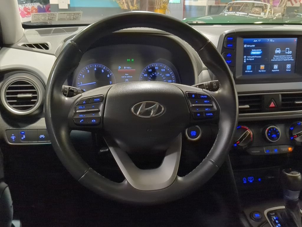 Used 2020 Hyundai Kona SEL Plus AWD/4WD image 2