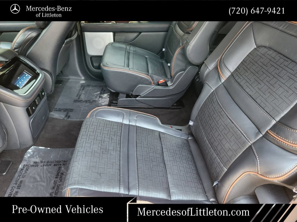 Used 2024 Lincoln Navigator Black Label AWD/4WD image 32