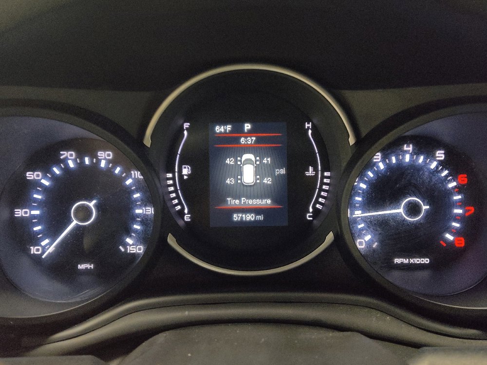 Used 2020 FIAT 500L Pop w/ Popular Equipment Group FWD image 23