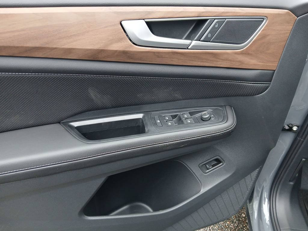 New 2026 Volkswagen Atlas SE FWD image 11