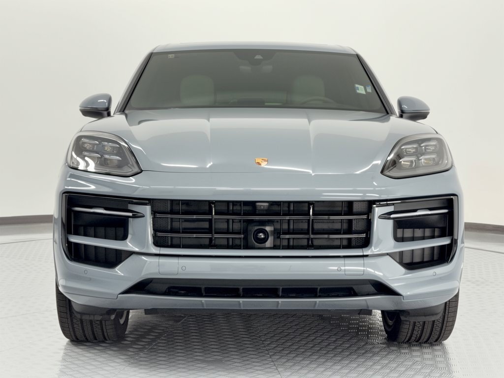 Certified 2025 Porsche Cayenne S AWD/4WD image 6