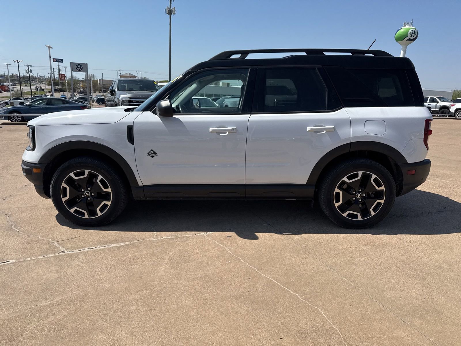 Used 2022 Ford Bronco Sport Outer Banks image 4