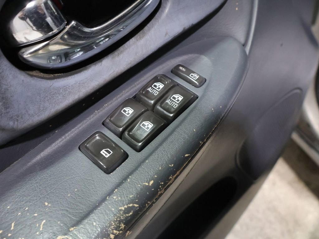 Used 2005 Chevrolet TrailBlazer LS w/ LS Preferred Equipment Group image 14