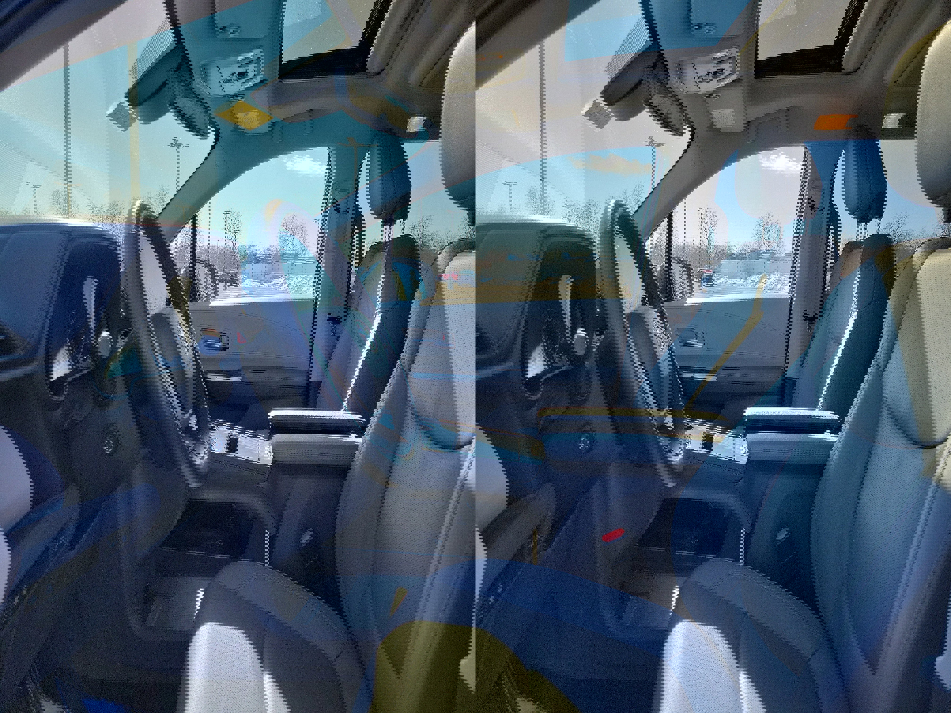 Used 2024 Toyota Sienna Limited image 15