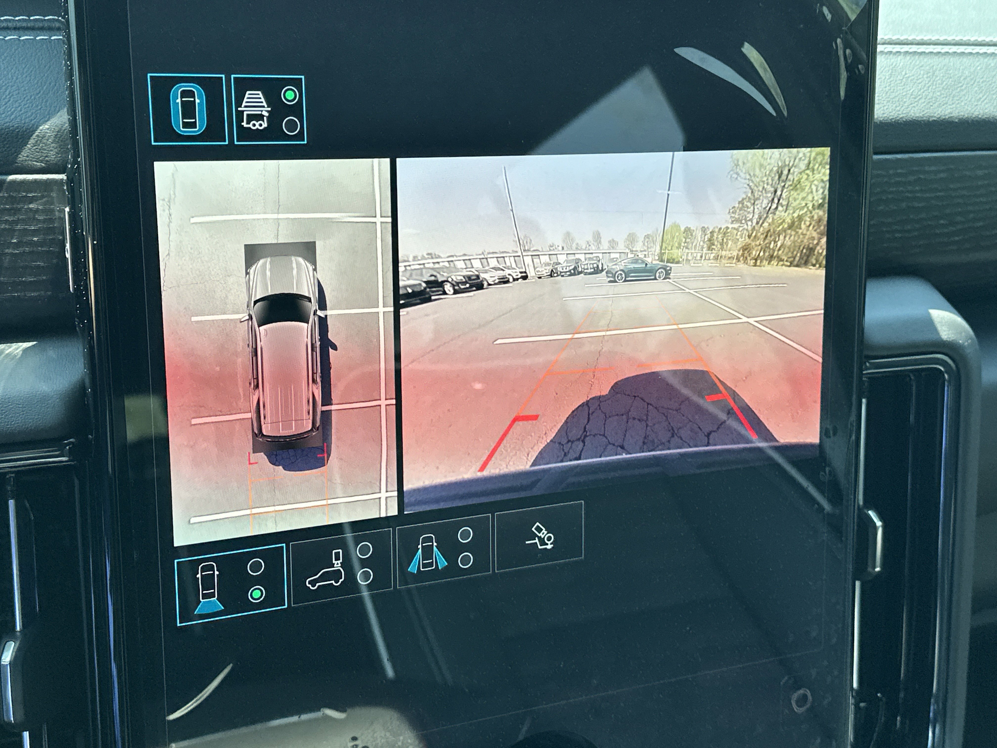 Used 2025 GMC Yukon AT4 Ultimate image 24