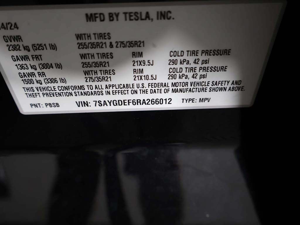 Used 2024 Tesla Model Y Performance AWD/4WD image 47
