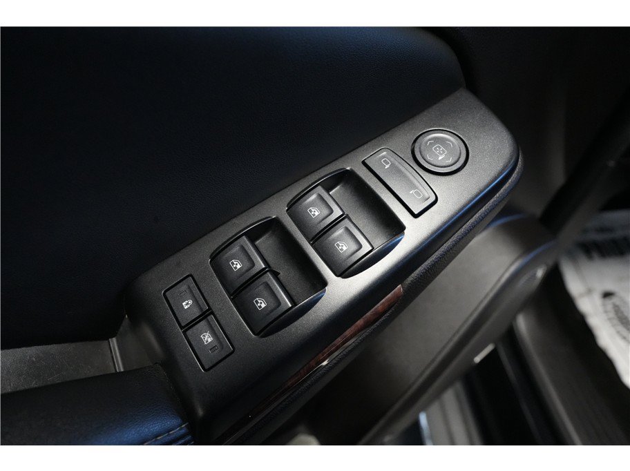 Used 2016 GMC Yukon SLE w/ Convenience Package AWD/4WD image 17