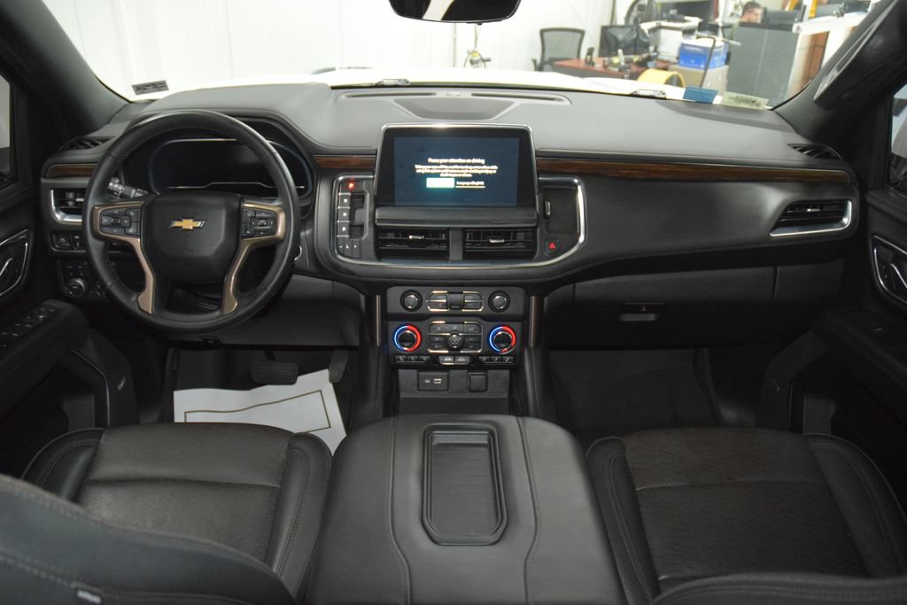 Used 2023 Chevrolet Tahoe High Country AWD/4WD image 30