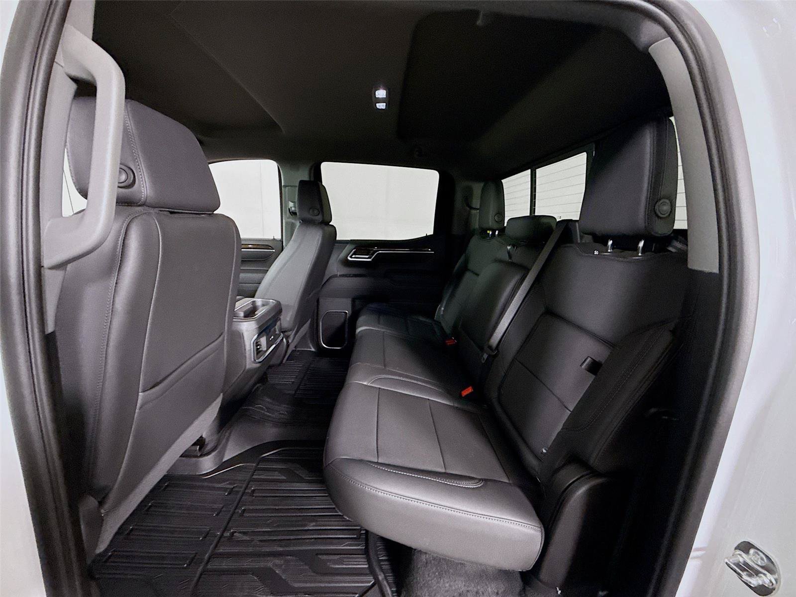 New 2026 GMC Sierra 1500 Elevation w/ Elevation Premium Package AWD/4WD image 18