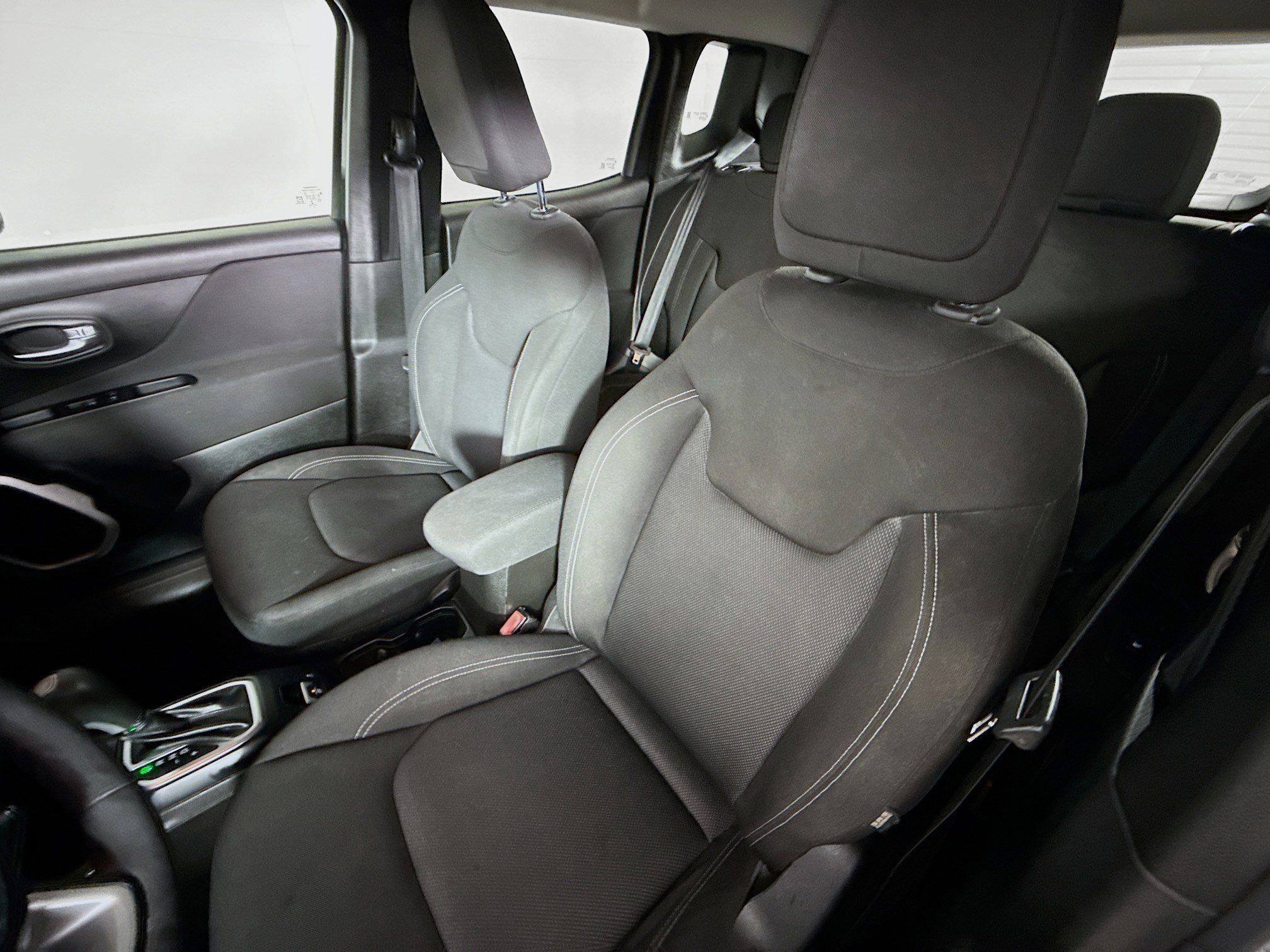 Used 2021 Jeep Renegade Sport image 25