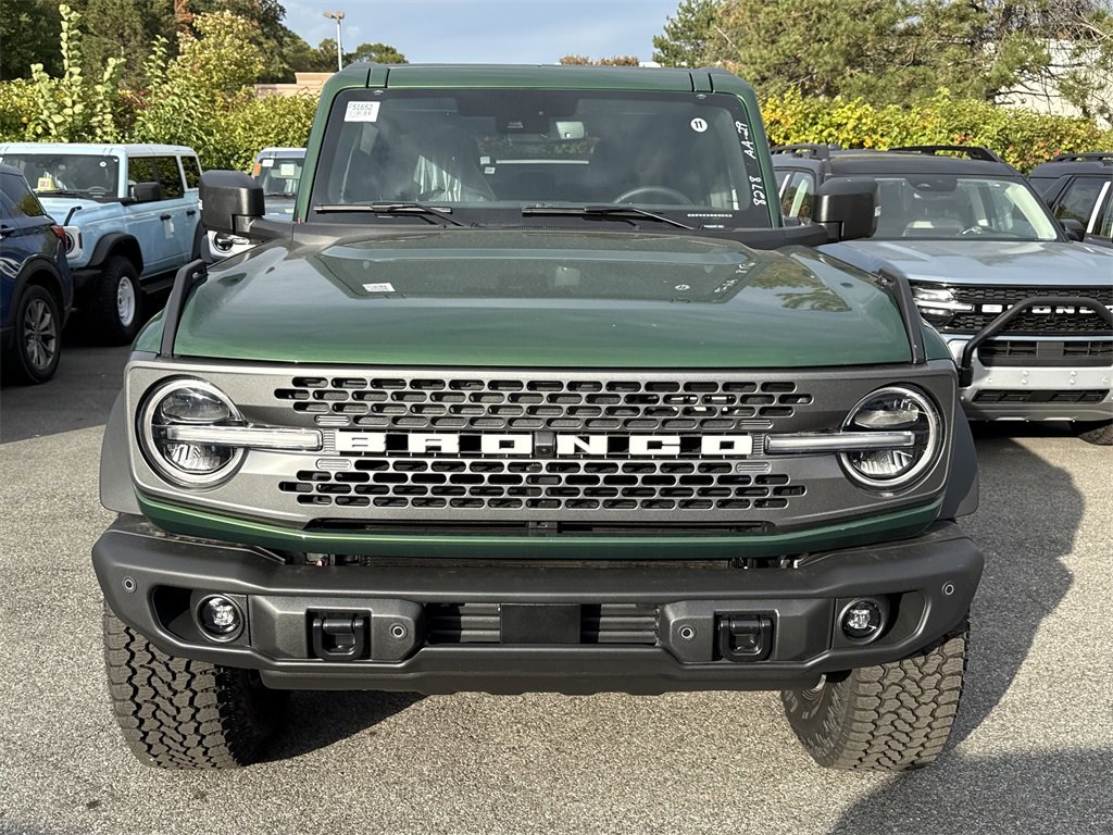 New 2025 Ford Bronco Badlands image 2