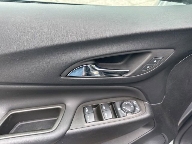 Used 2023 Chevrolet Equinox LT AWD/4WD image 13