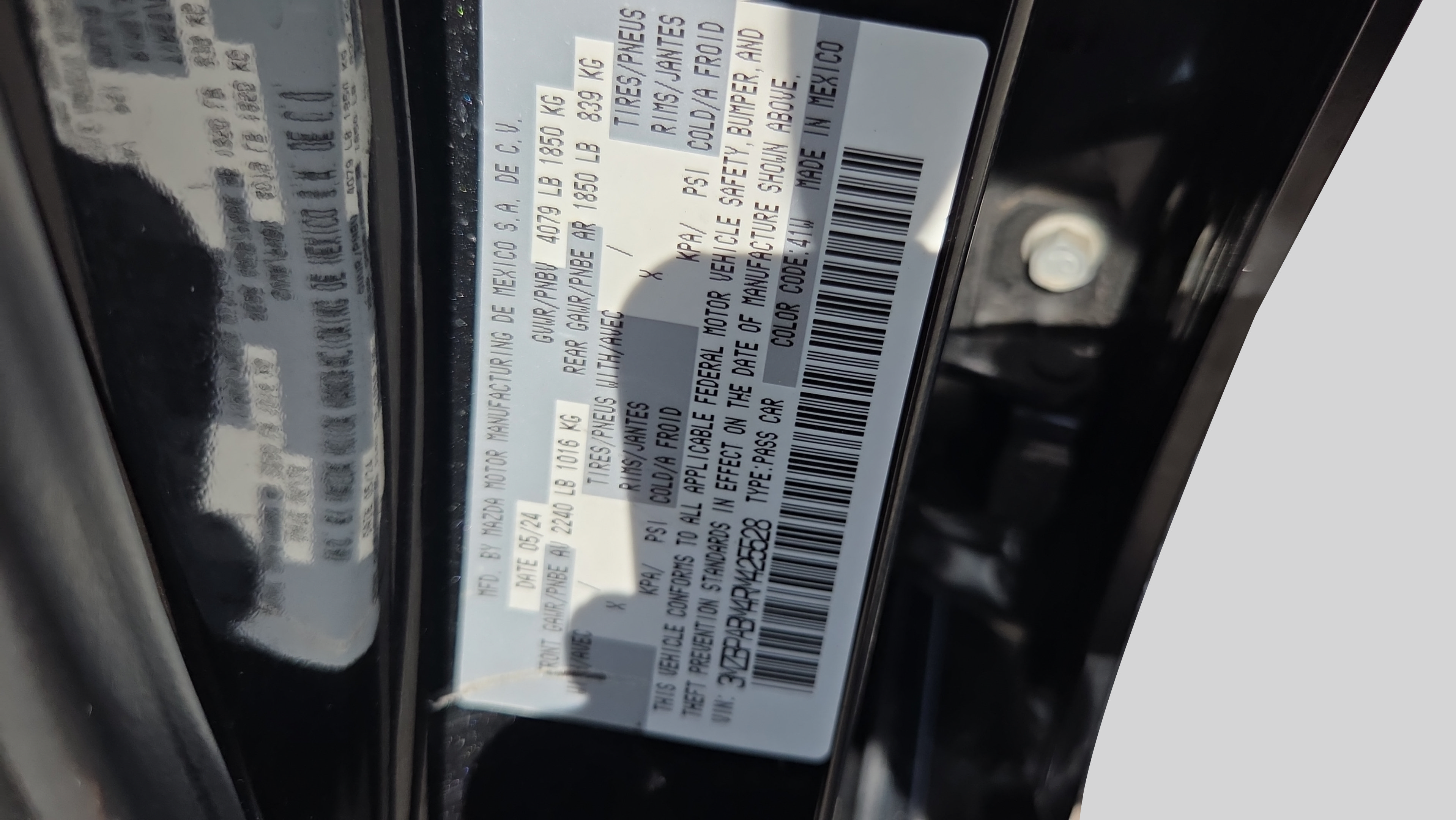 Used 2024 MAZDA MAZDA3 s FWD image 28