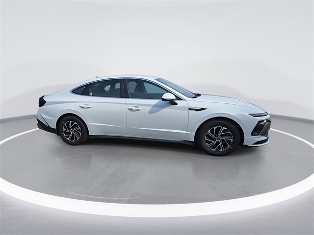 New 2026 Hyundai Sonata Blue image 9