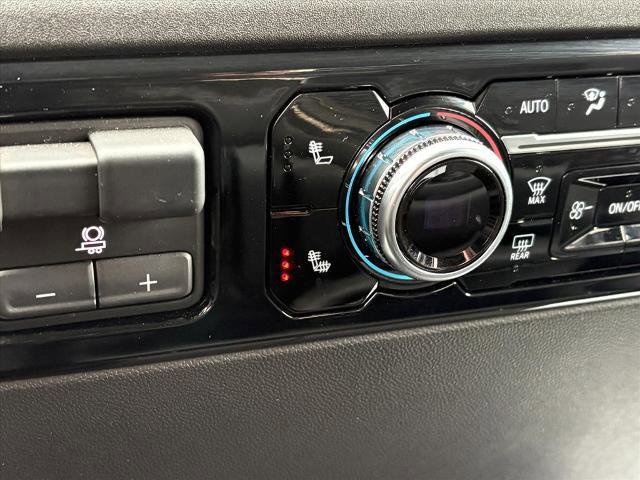 Certified 2025 GMC Sierra 2500 SLT image 13