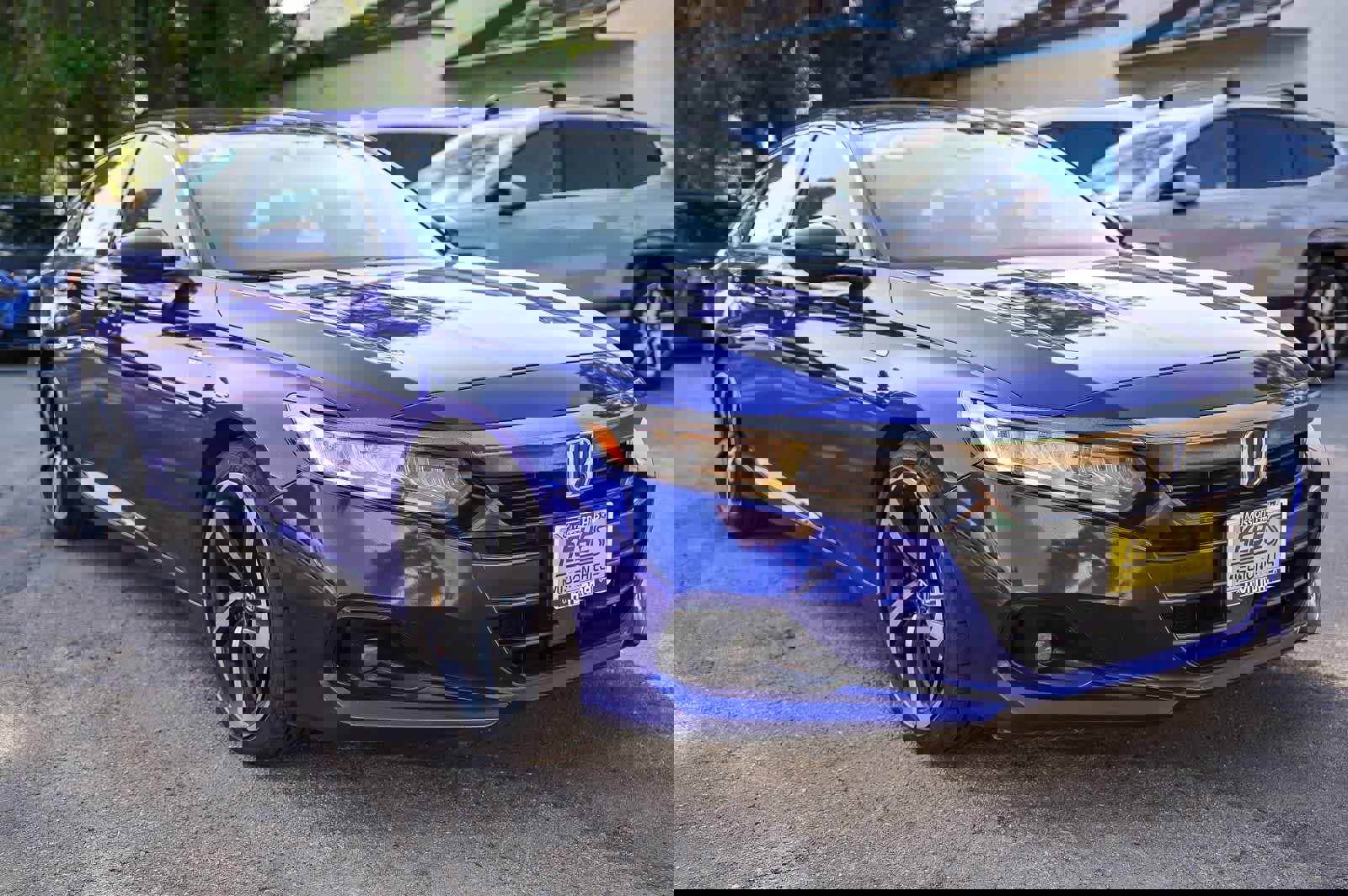 Used 2022 Honda Accord Sport image 3