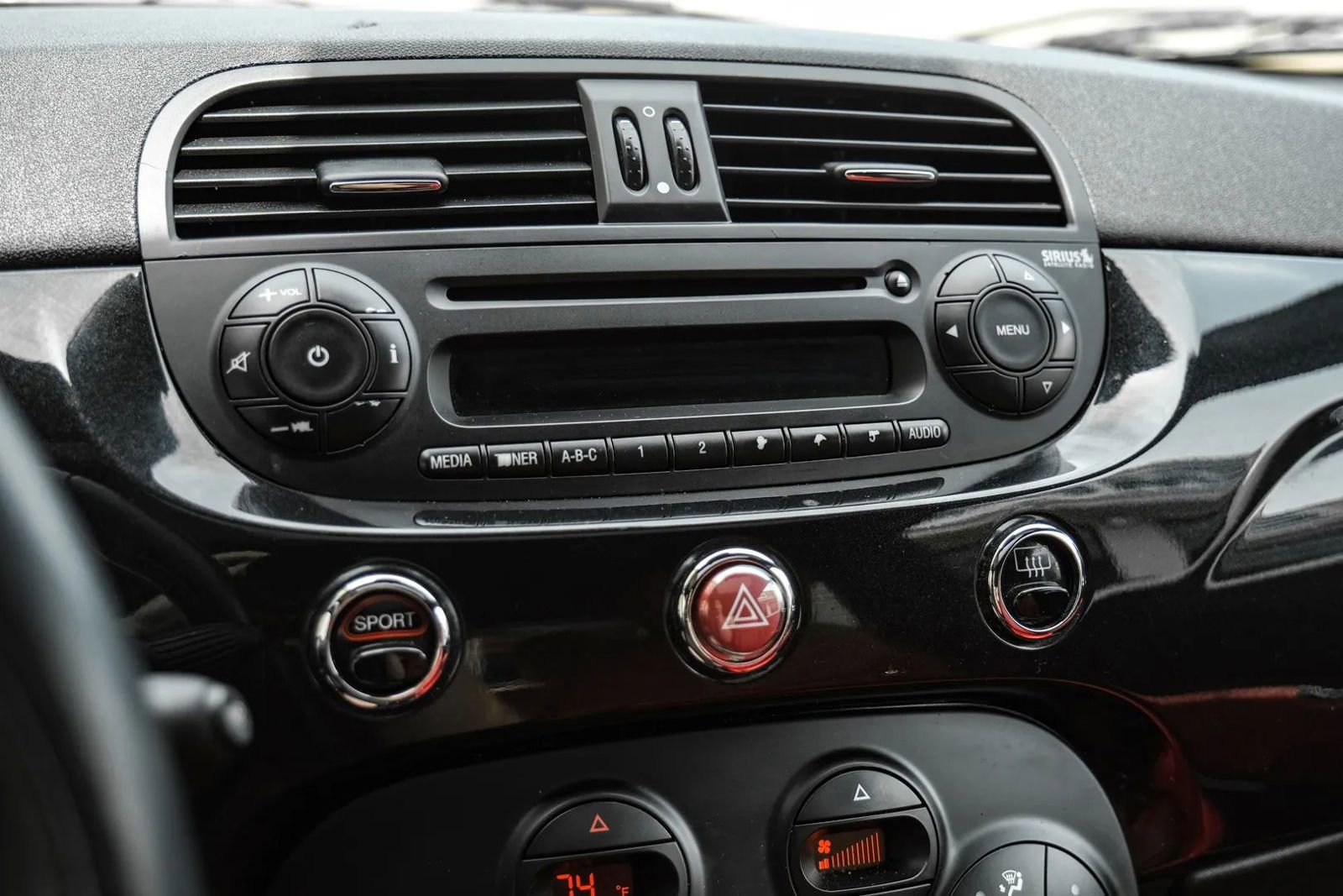 Used 2013 FIAT 500 Abarth w/ Comfort/Convenience Group FWD image 27