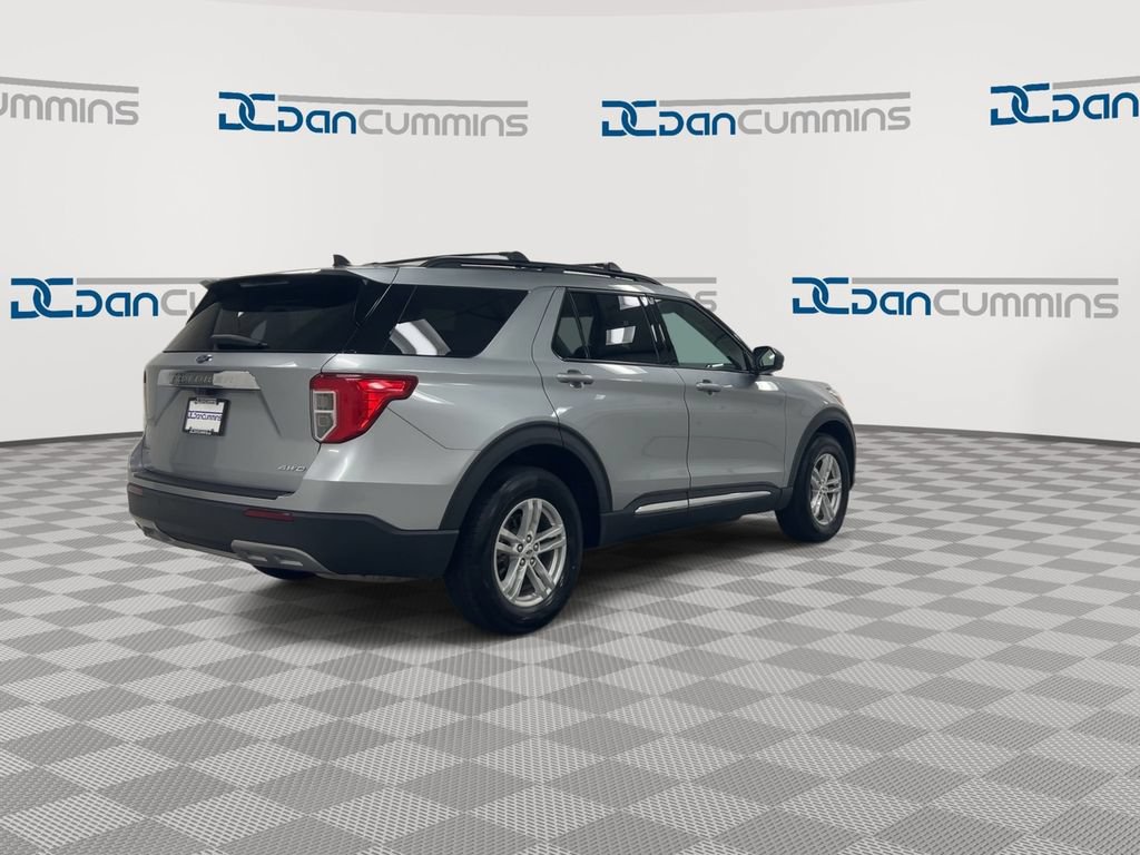 Used 2023 Ford Explorer XLT w/ Equipment Group 202A AWD/4WD image 8